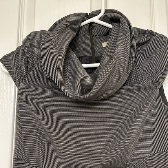 RW & Co. Woman’s dress. Worn a few times. Excellent condition. - Picture 8 of 8